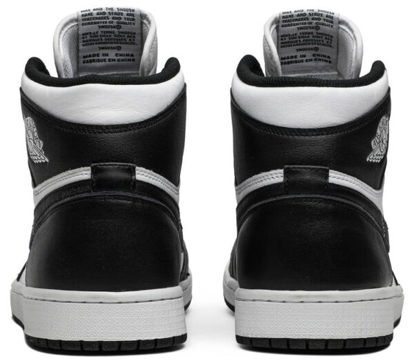 Jordan 1 Retro Black White (2014) 555088-010 - Phonecase4u photo 4