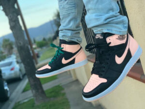 Jordan 1 Retro High Black Crimson Tint 555088-081 - Phonecase4u photo 6