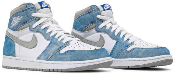 Jordan 1 Retro High OG Hyper Royal 555088-402 - Phonecase4u photo 3