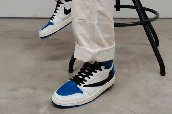 Jordan 1 Retro High OG SP Fragment x Travis Scott DH3227-105 - Phonecase4u photo 5