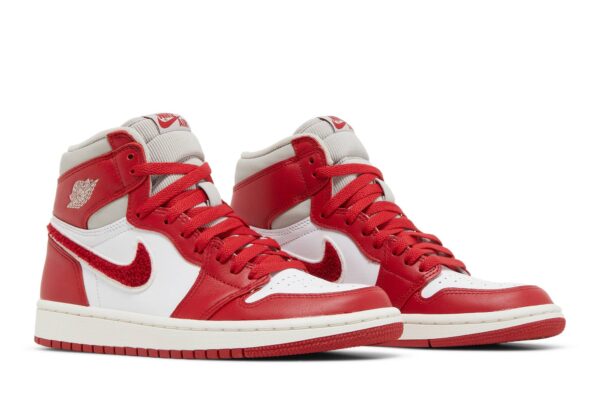 Jordan 1 Retro High OG Varsity Red (Women's) DJ4891-061 - Phonecase4u photo 8