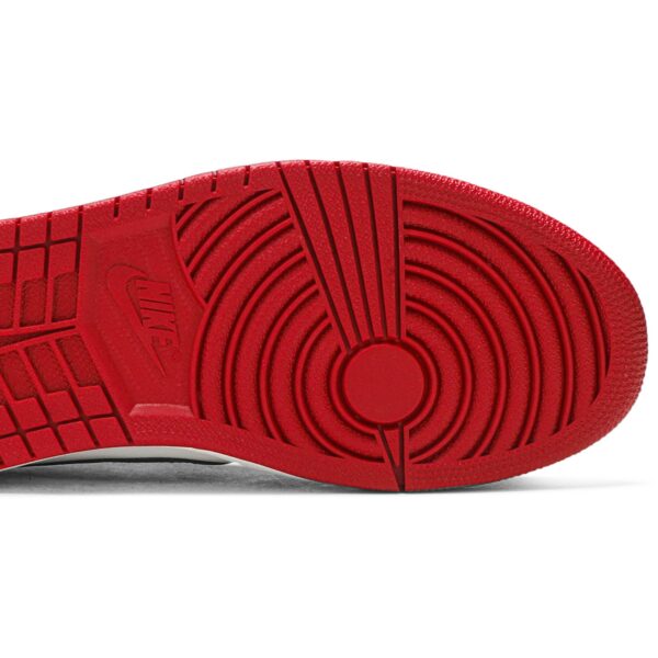 Jordan 1 Retro Low Chicago (2016) 705329-600 - Phonecase4u photo 5