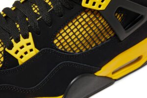 Jordan 4 Retro Thunder (2023) DH6927-017 - Phonecase4u photo 10
