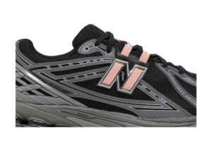 New Balance 1906R Black Pink Moon M1906RHC - Phonecase4u photo 2