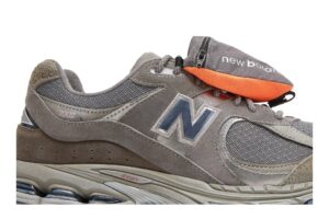 New Balance 2002R Grey Brown Pouch M2002RVA - Phonecase4u photo 2