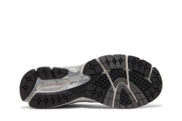 New Balance 2002R Grey ML2002R0 - Phonecase4u photo 4