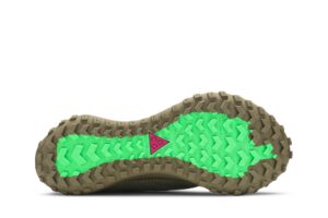 Nike ACG Mountain Fly Gore-tex Khaki CT2904-200 - Phonecase4u photo 4