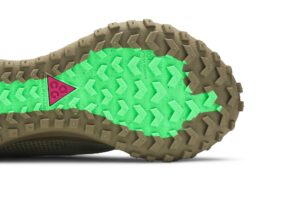 Nike ACG Mountain Fly Gore-tex Khaki CT2904-200 - Phonecase4u photo 5