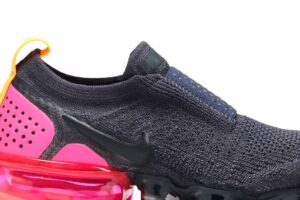 Nike Air VaporMax Flyknit Moc 2 Gridiron Pink Blast (Women's) AJ6599-001 - Phonecase4u photo 2