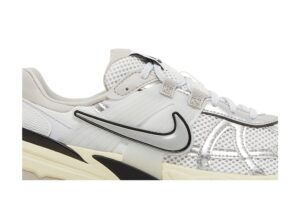 Nike V2K Run Summit White Metallic Silver (Women's) FD0736-100 - Phonecase4u photo 2