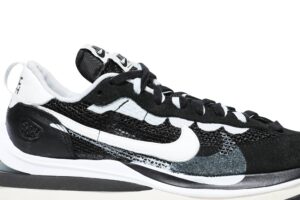 Nike Vaporwaffle sacai Black White CV1363-001 - Phonecase4u photo 2