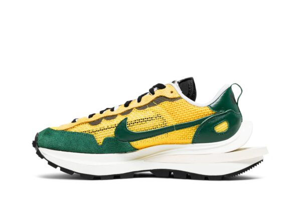 Nike Vaporwaffle sacai Tour Yellow Stadium Green CV1363-700 - Phonecase4u photo 3