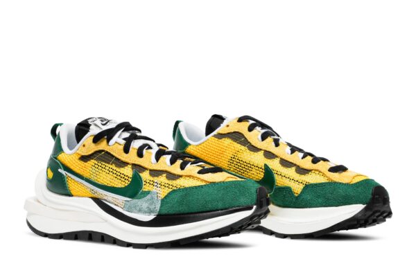 Nike Vaporwaffle sacai Tour Yellow Stadium Green CV1363-700 - Phonecase4u photo 8