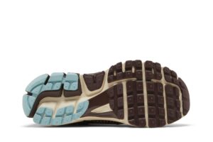 Nike Zoom Vomero 5 Earth Fossil (Women's) FD9920-022 - Phonecase4u photo 4