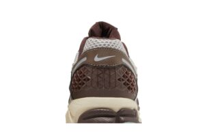 Nike Zoom Vomero 5 Earth Fossil (Women's) FD9920-022 - Phonecase4u photo 7